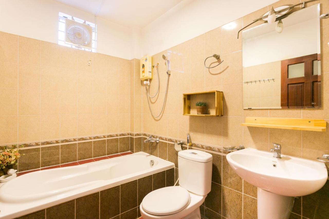 Spot On 676 Jimmy House Hostel Хошимін Екстер'єр фото